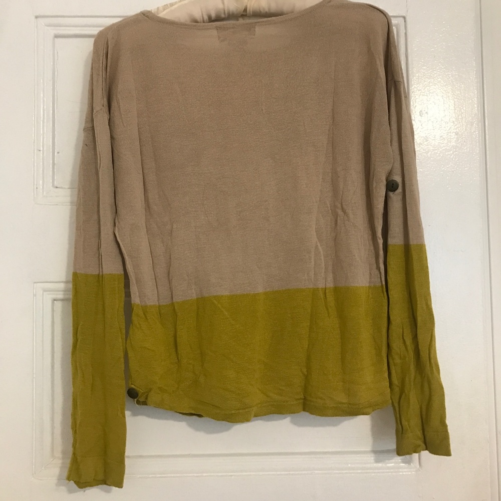 Color Block Sweater with Front Pockets - Picture 2 of 2